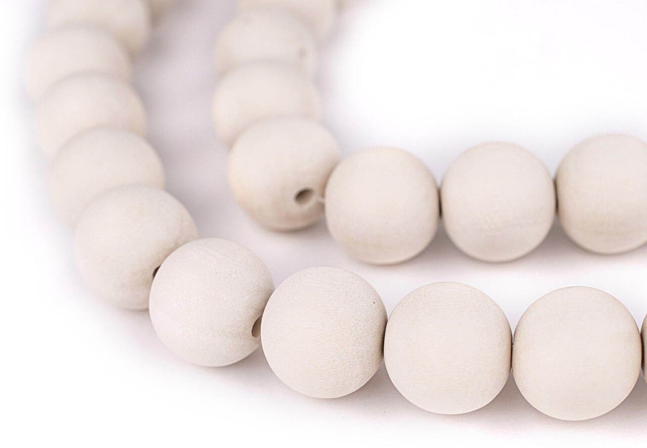 The Bead Chest Natural 18mm Wooden Beads in White for Jewelry Making – Round Loose Wood Spacer Beads I Approximately 24 Beads